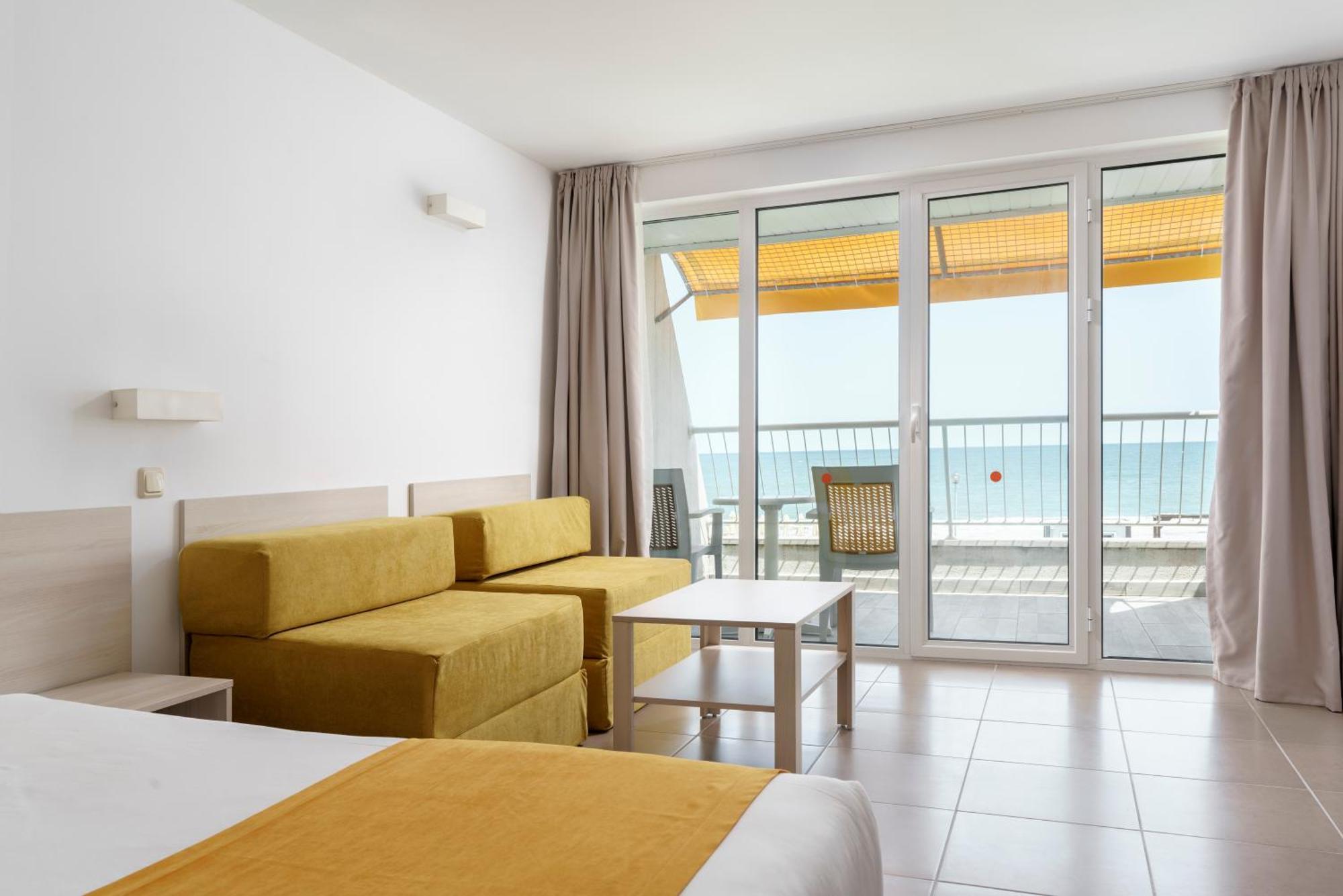 Aluasun Helios Beach ابزور المظهر الخارجي الصورة
